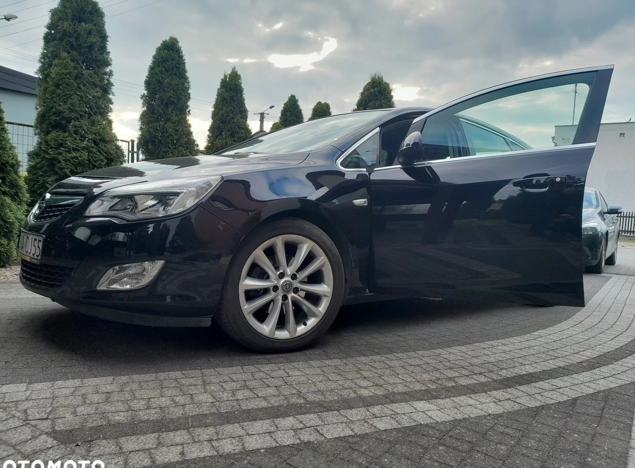 Opel Astra cena 21900 przebieg: 142375, rok produkcji 2010 z Witkowo małe 106